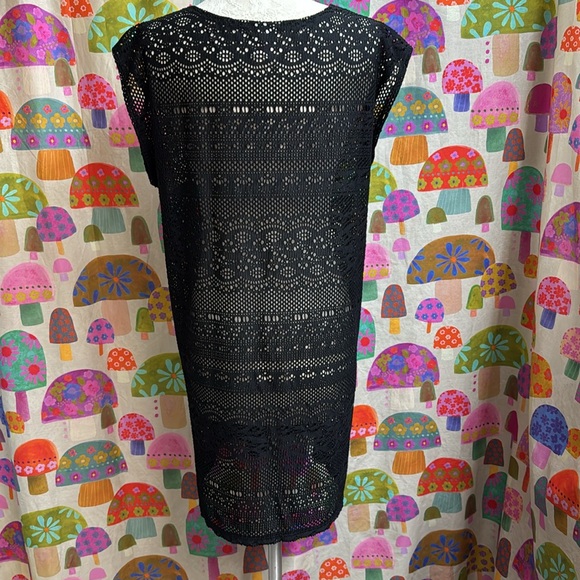 Merona Lace Coverup. Small - Picture 5 of 9